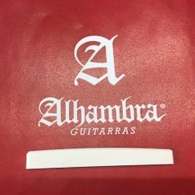 Alhambra 9.658 Порожек нижний для классической гитары.