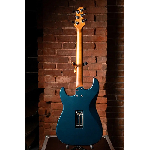 Mano Stratocaster FR H-S-S Электрогитара.